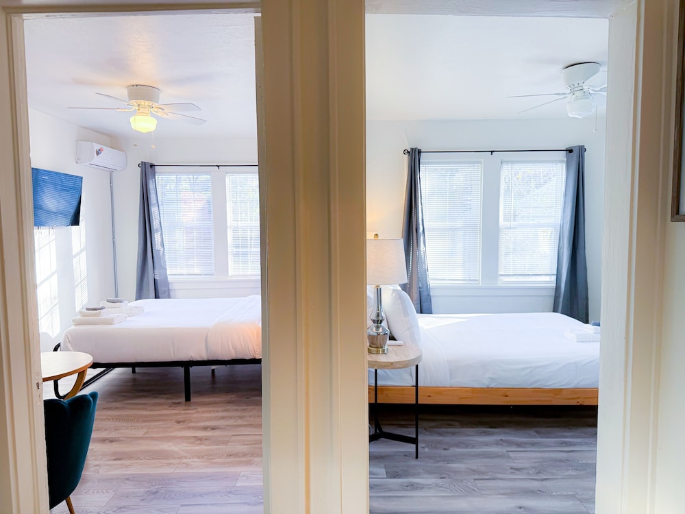 Renovated 2BR Near Paseo With Wifi Smart TV 31B