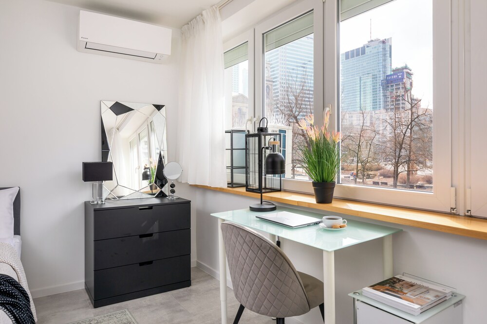 Plac Grzybowski Studio by Renters view 2