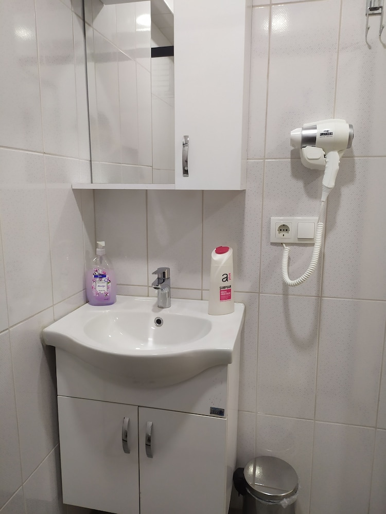 Mango Suites