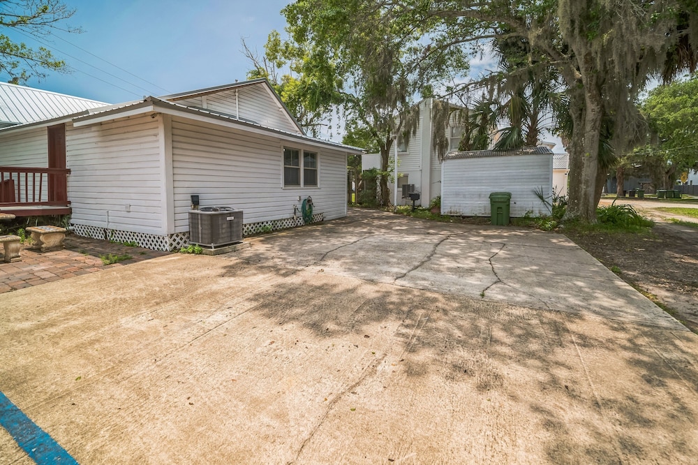 Historic St Augustine Getaway Near Downtown 2 Bedroom Cottage