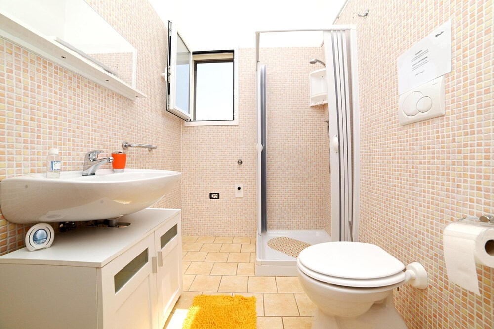 Villa Lino With Pool by Wonderful Italy