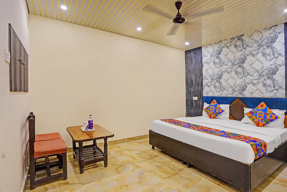 Fabhotel Angel Pink Residency