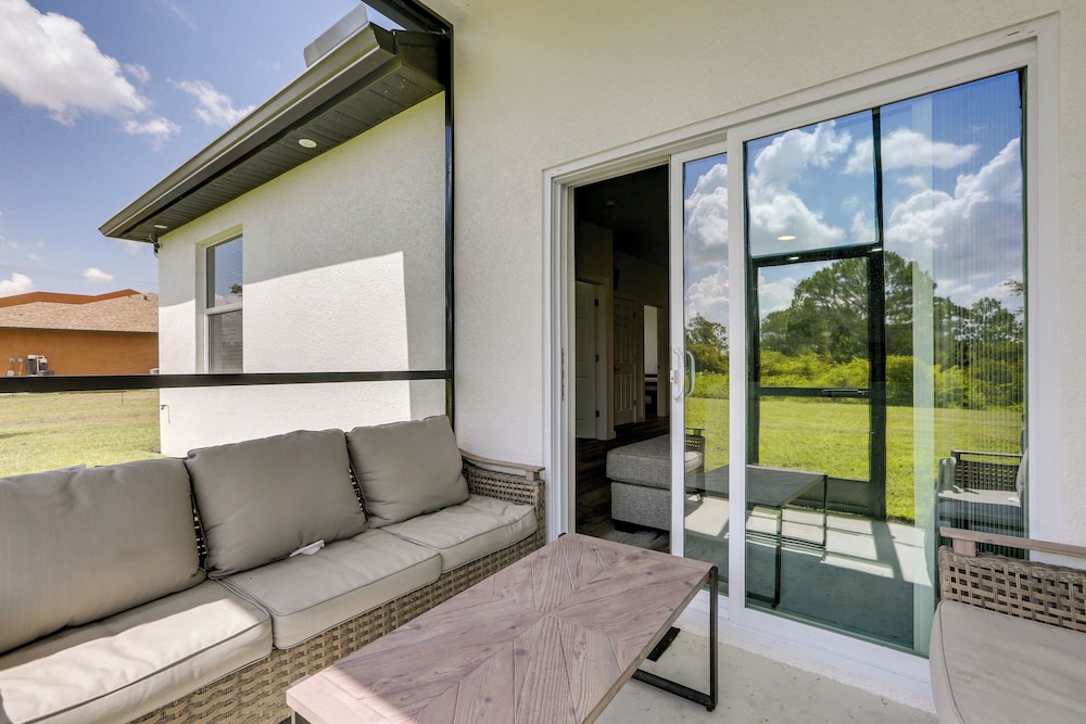 Lehigh Acres Family Getaway w/ Lanai + Golf Nearby