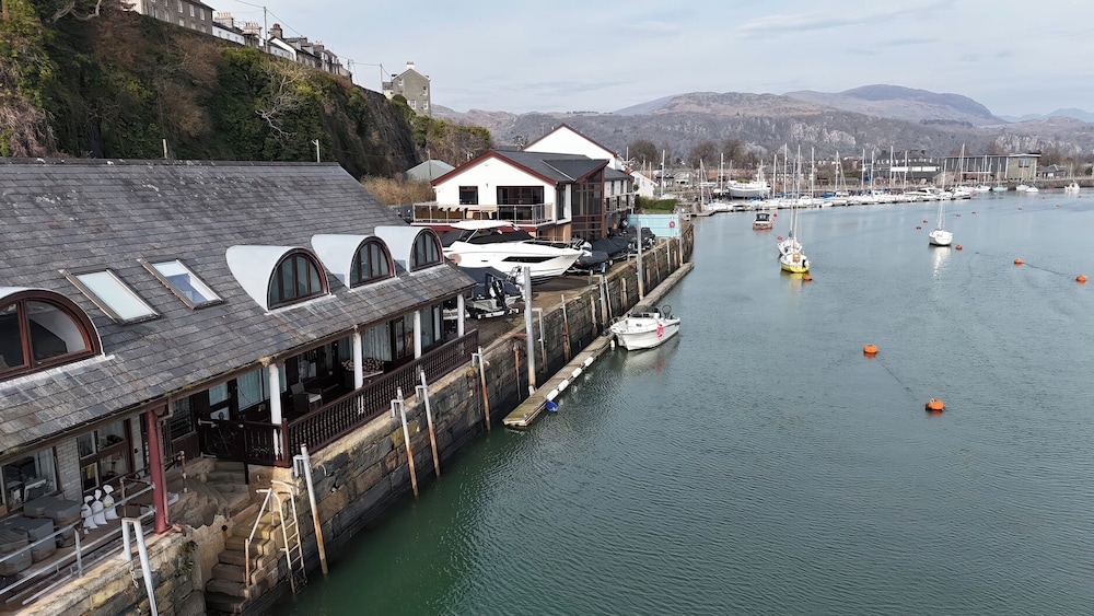 Fisherman Cove