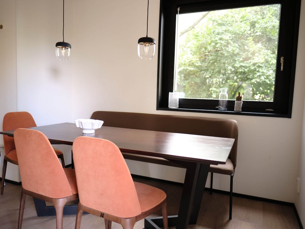 Luxury Lodge With Roof Terrace, Near Maastricht view 2