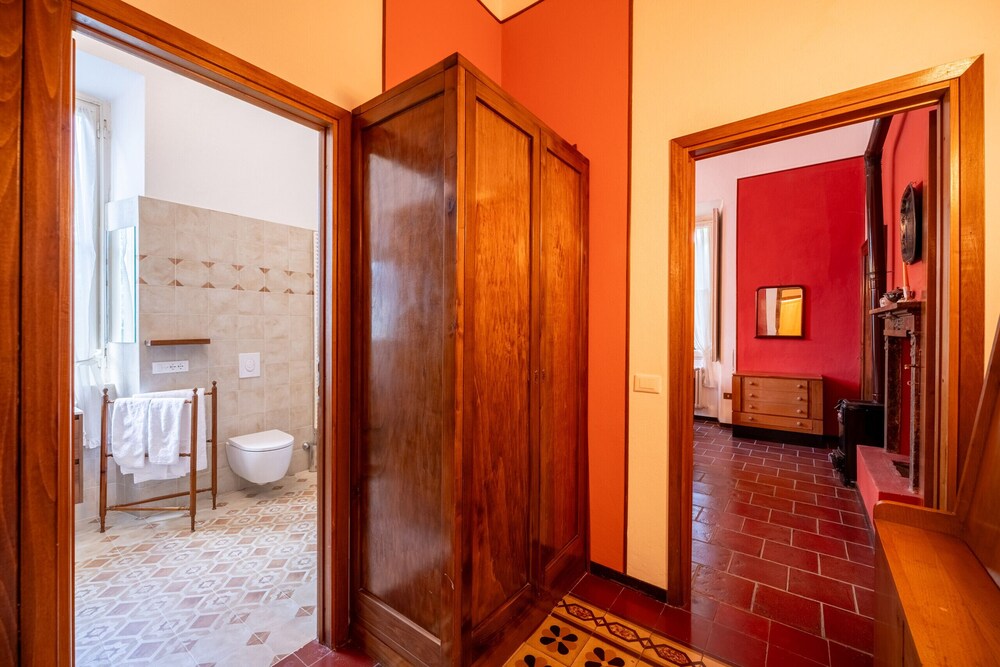 Emilia Gemstone Apartment by Wonderful Italy
