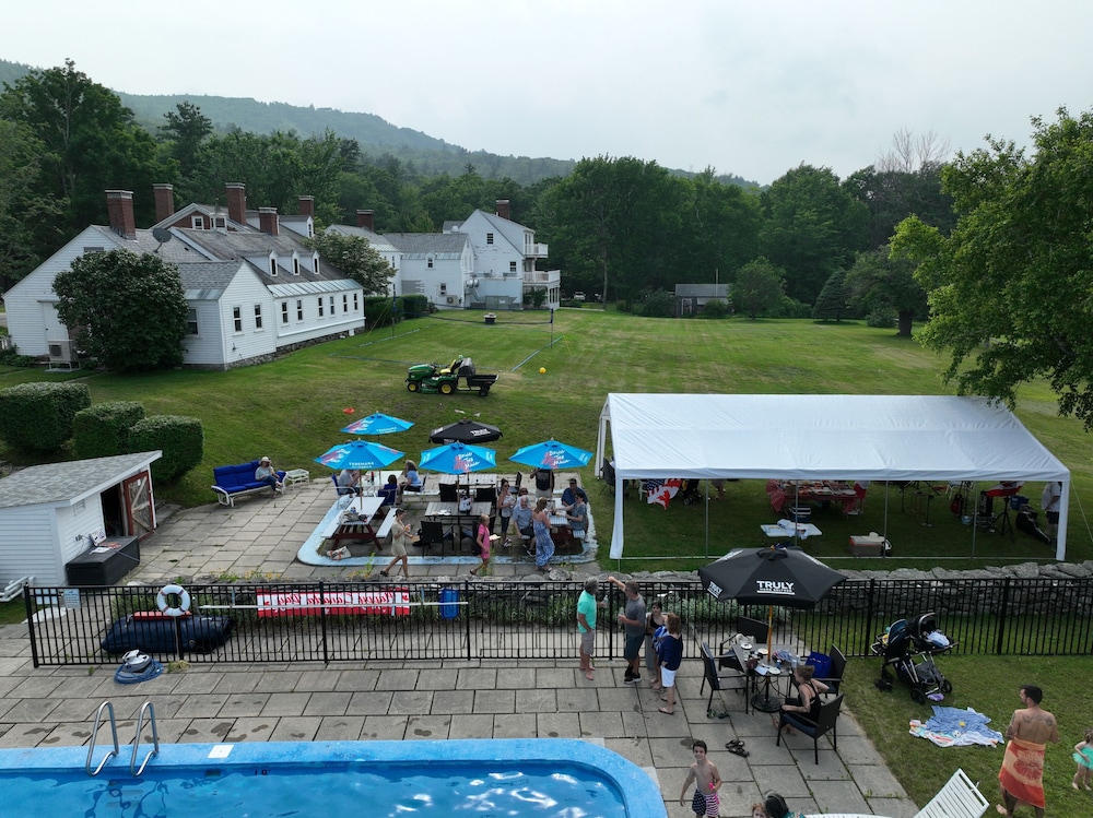 Blue Bear Inn