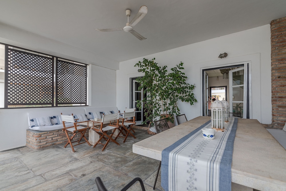 Villa SEAlia Elegantseasidein Spetses photo 5