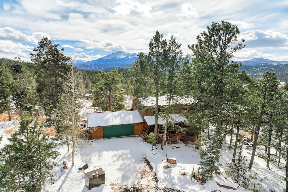 Log Lodge
