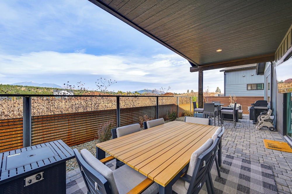 Large Patio at Peaceful Desert Home in Flagstaff! view 2