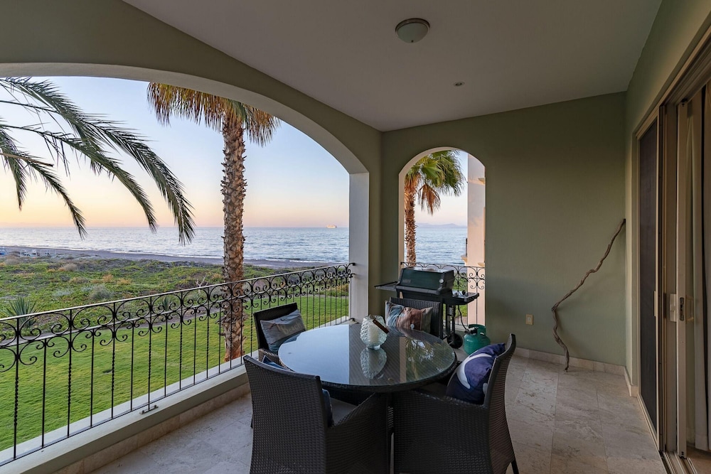 Paraiso Del Mar by Casago