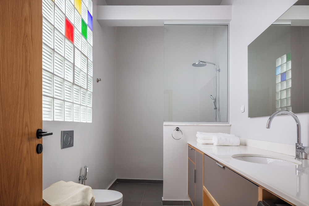 stylish apt up to 4 in Rethymno
