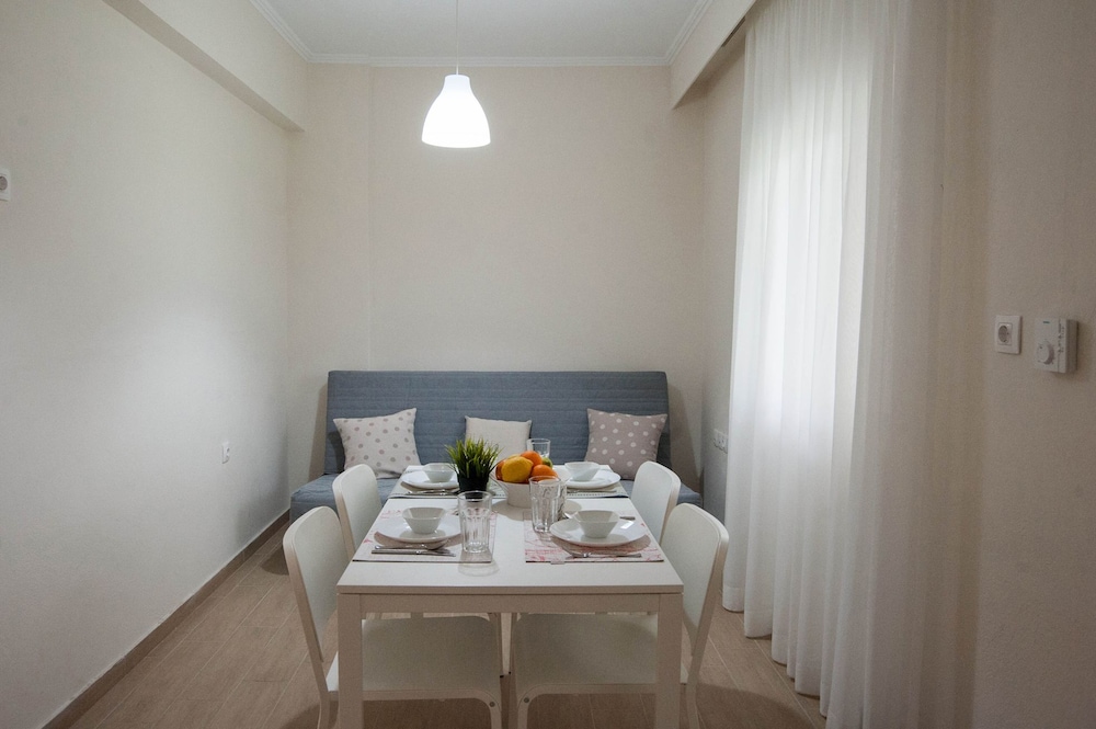 Vanessa's Rooms & Apartments