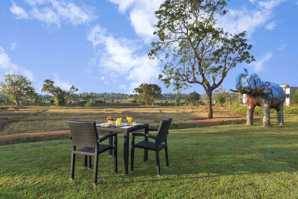 Aliya Resort & Spa