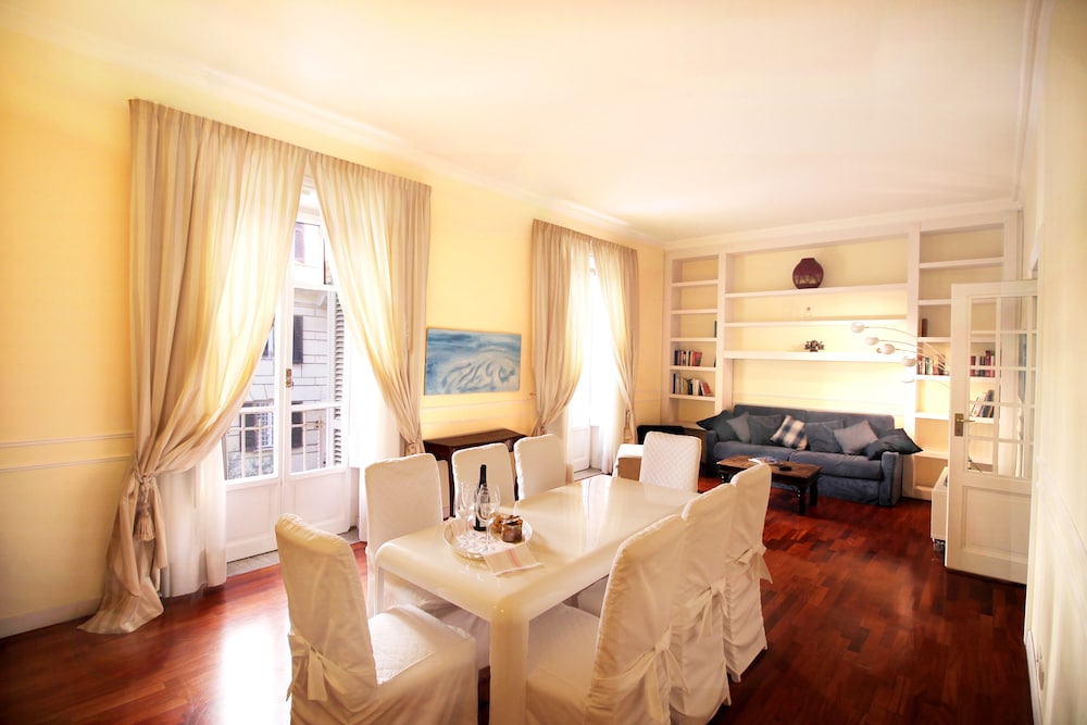 Wonder Prestigious Apt