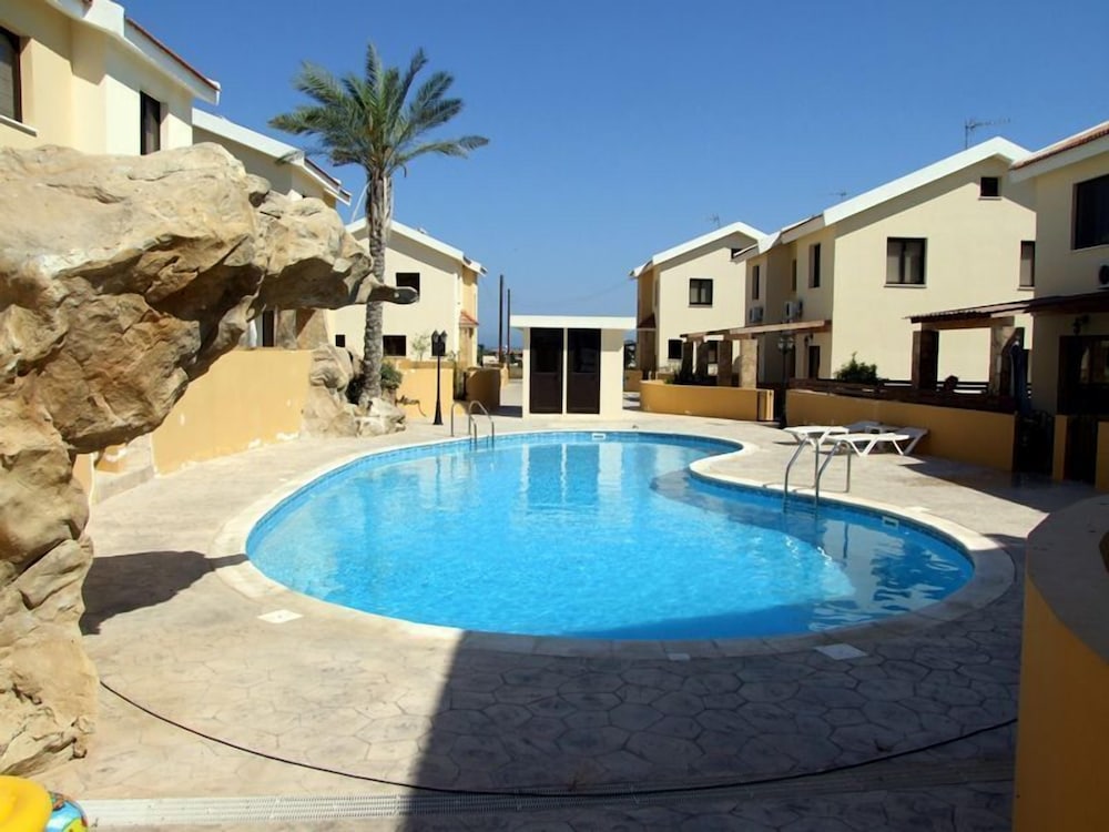 Hotel Pyla View Villas, Larnaca - Image 1