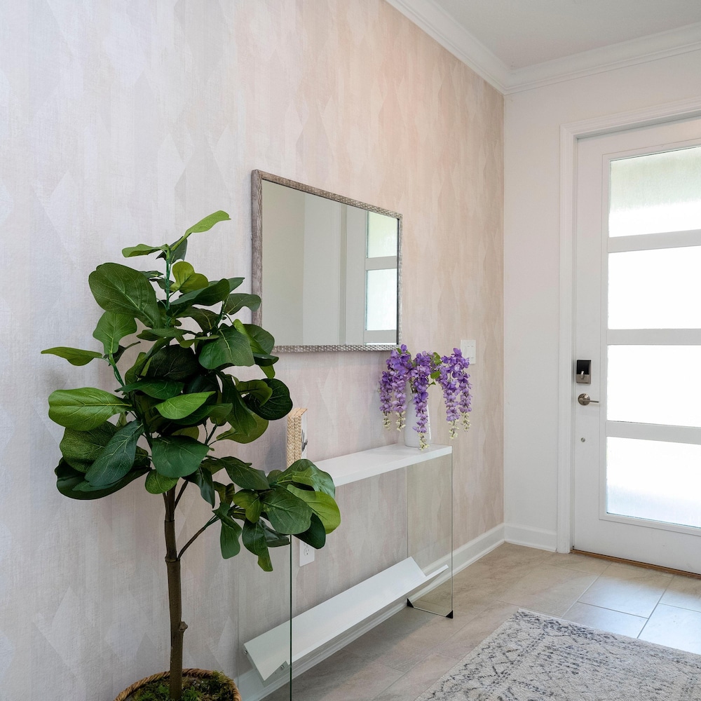 1153 KS -luxury Oasis 5BR 5BA Home Private Pool