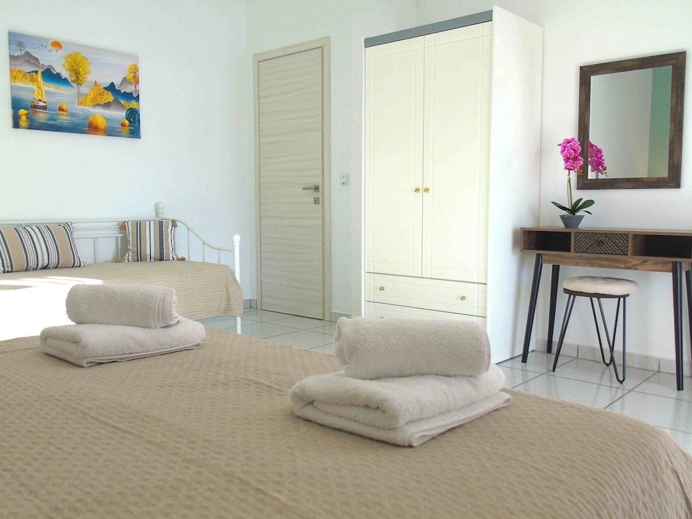 Sea Rose Apartment