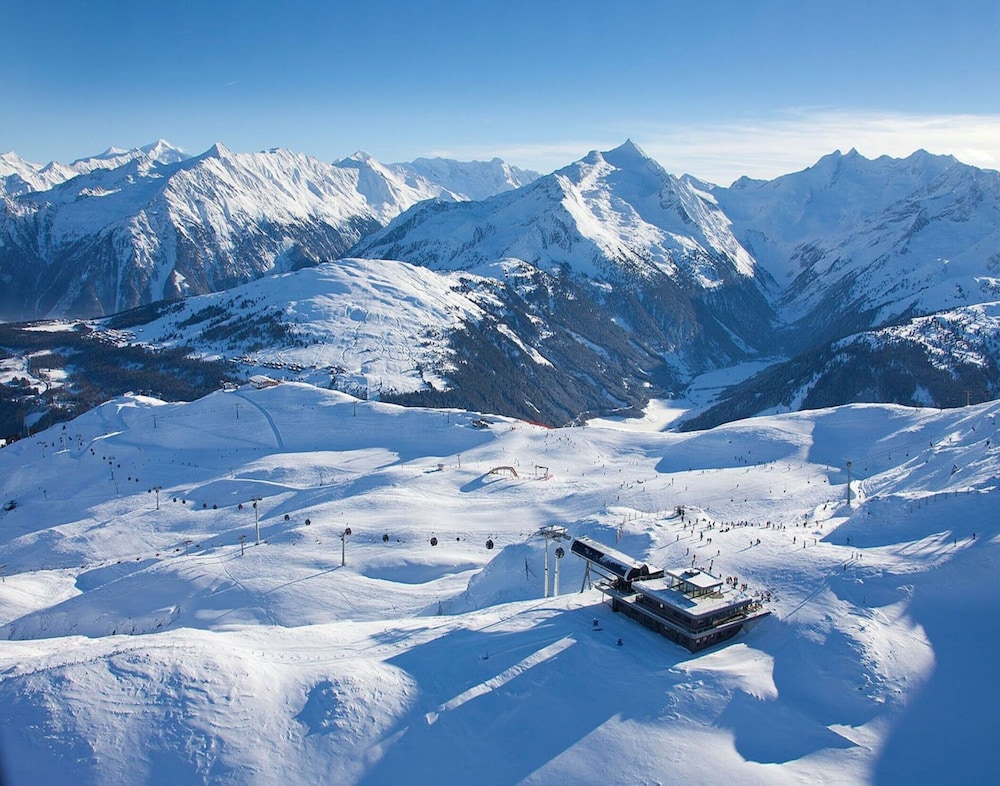 Chalet in Konigsleiten Near Zillertal Arena