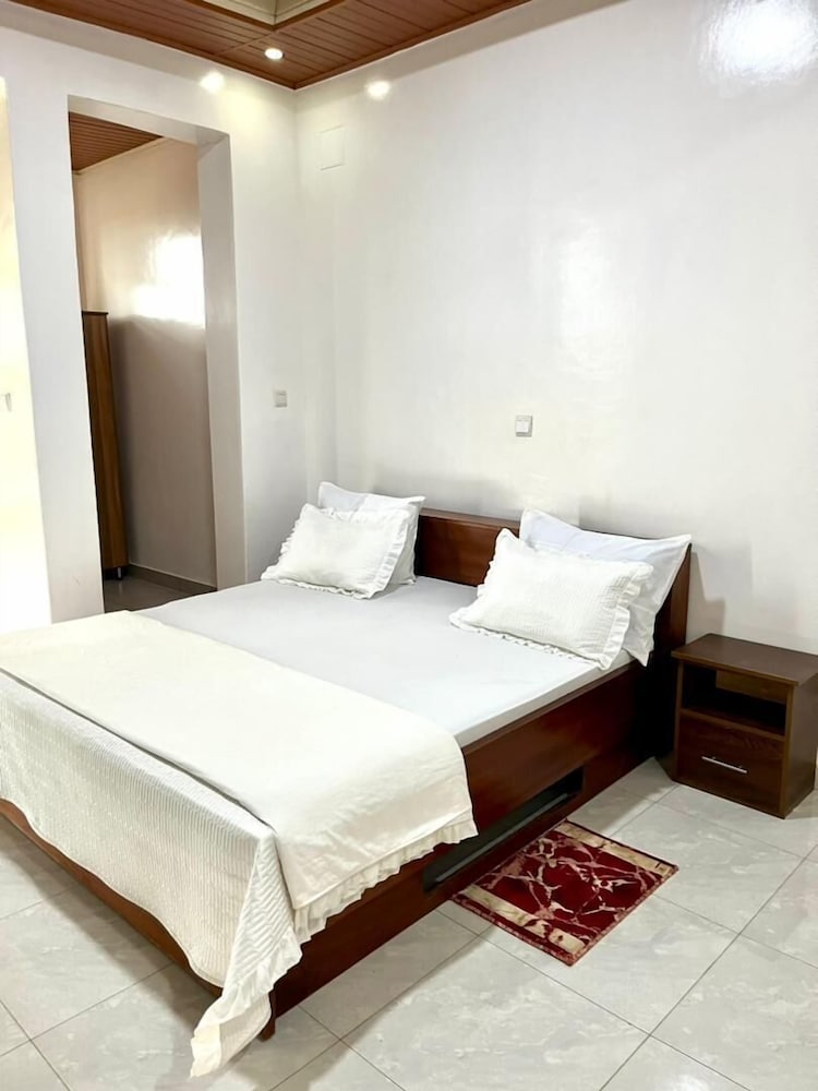 Anastera Home Vila view 4
