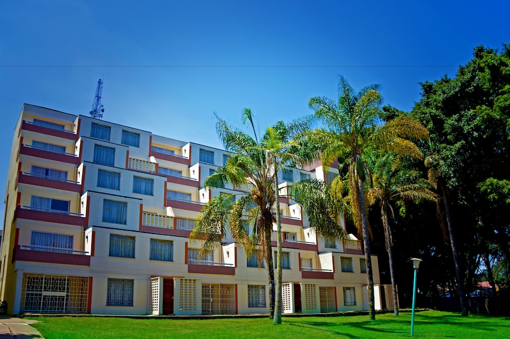 Norfolk Towers Serviced Apartments