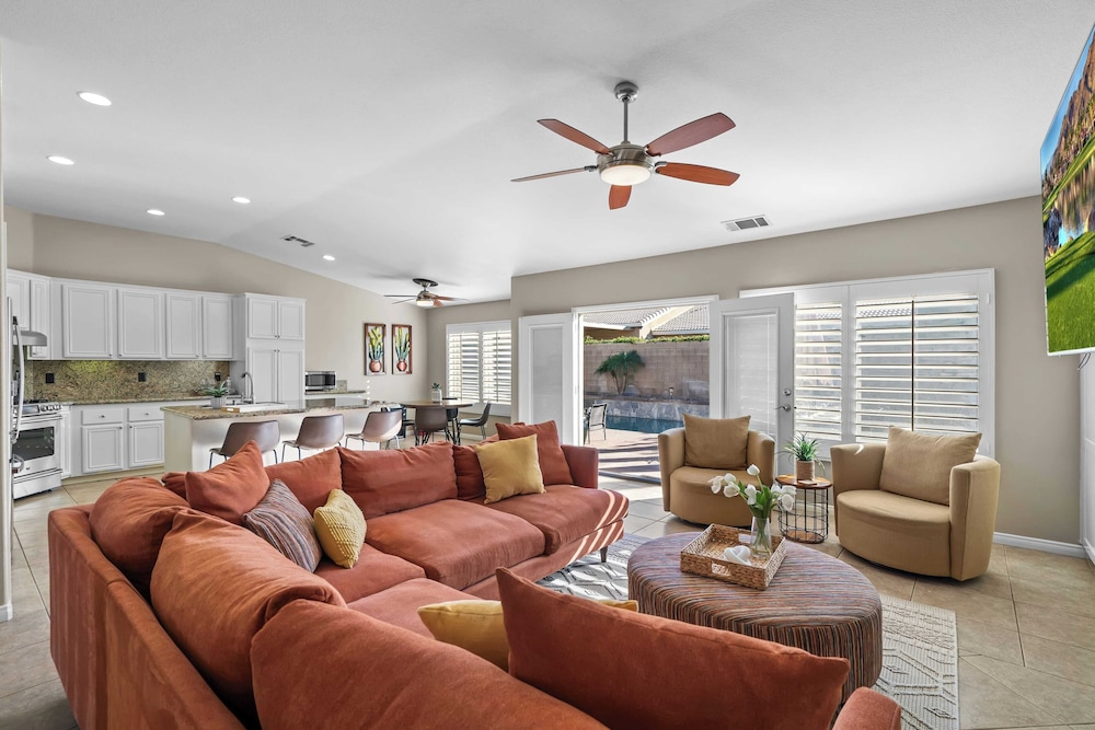 La Quinta Desert Haven Luxe Stay w/ Private Pool, Hot Tub, Pool Table