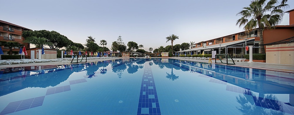 Club Turtas Beach Hotel - All Inclusive