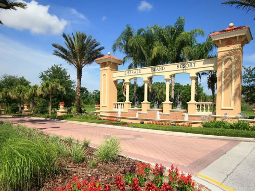 Ov2348 - Emerald Island Resort - 5 Bed 4.5 Baths Villa view 4