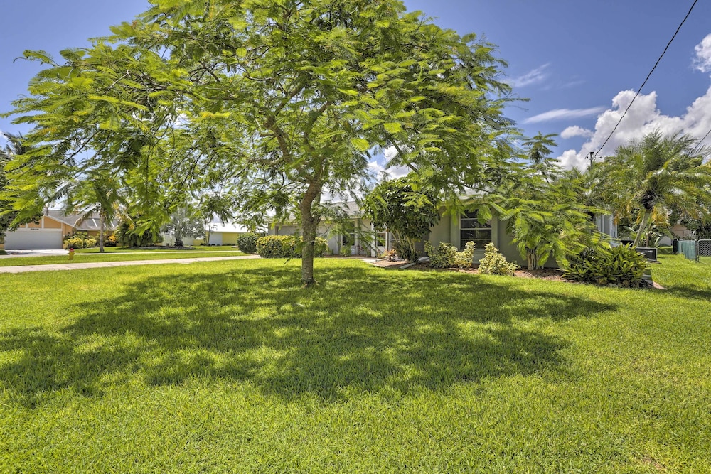 Cape Coral Home w/ Lavish Patio Private Pool! - Property Image 8