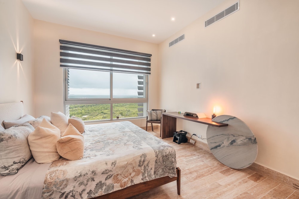 Modern Apartment With Balcony in Cap Cana DAA
