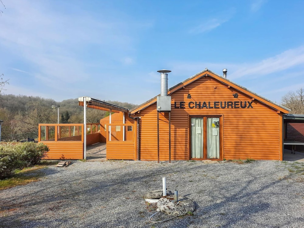 Cosy Chalet Near Durbuy in Nature