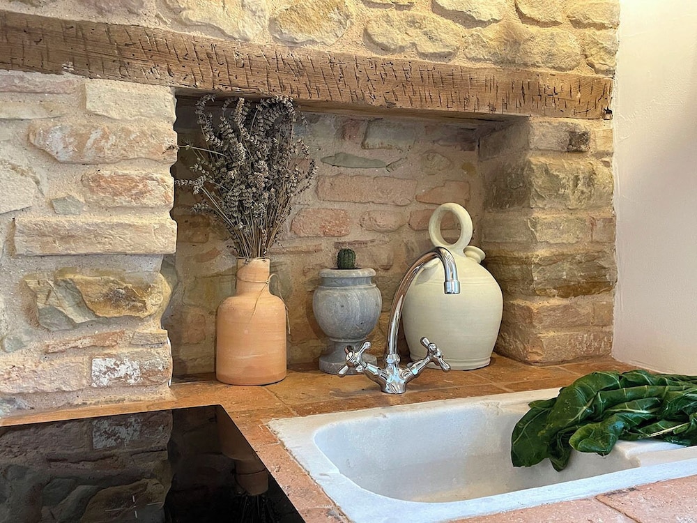 Castello di Granarola Relais – Adults Friendly