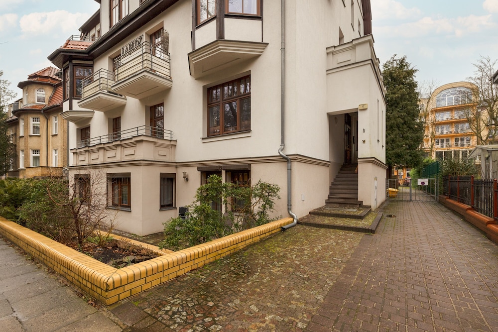 Apartment on Sienkiewicza St. by Renters view 2