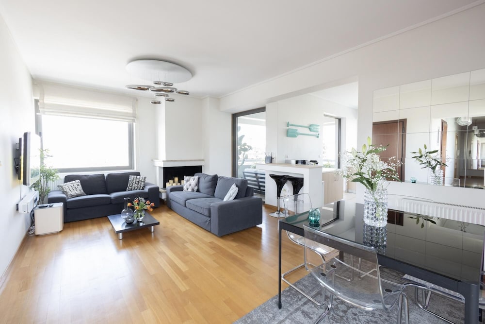 Luxury 2 bdr Penthouse Apt With Acropolis View view 2