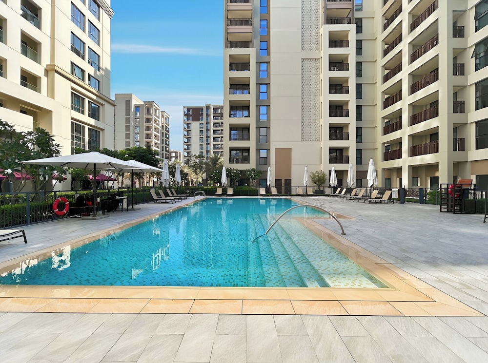 1BR Creek Beach Access