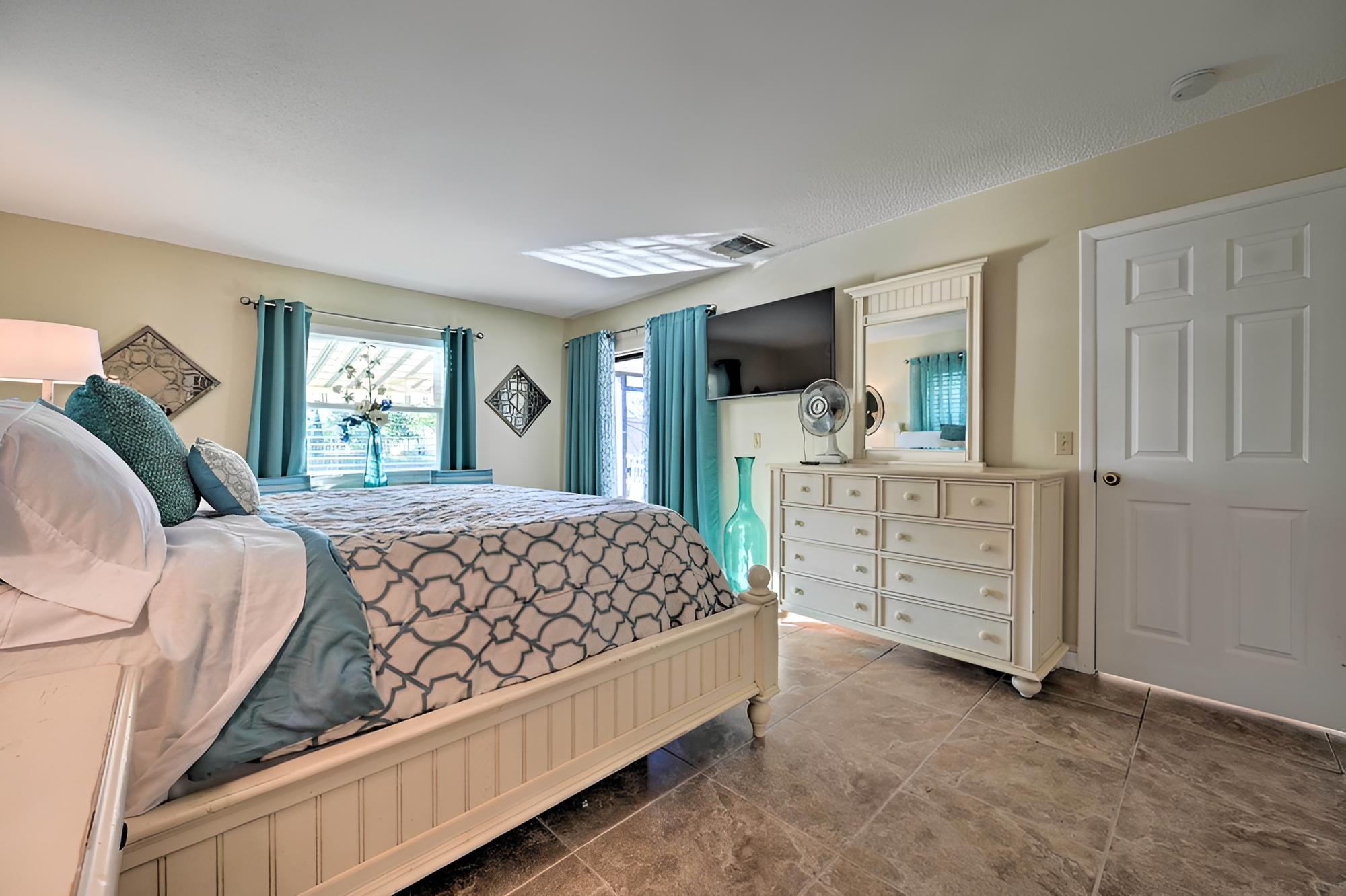Waterfront Port Richey Home w/ Patio & Dock! view 3