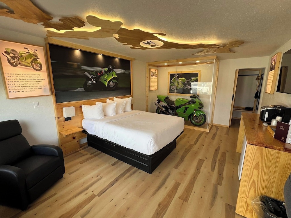 Motorcycle Inn