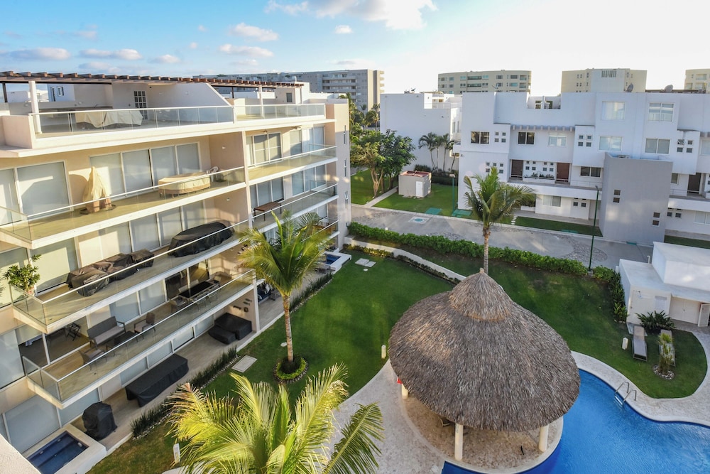 New Vidamar Apartment with Pool & Tennis