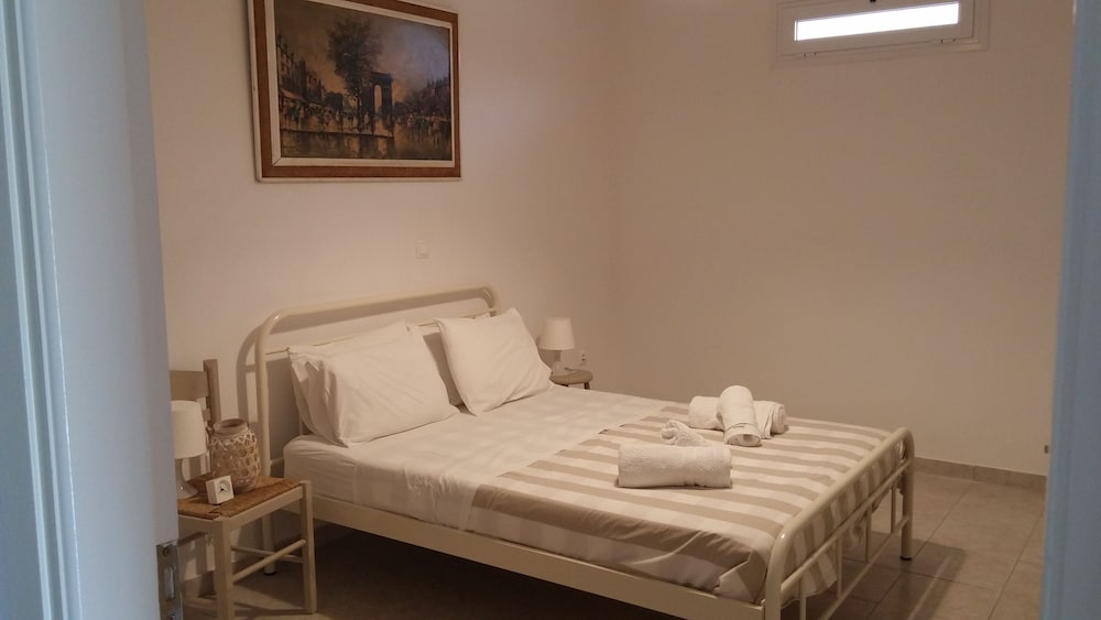 Pernari Apartments
