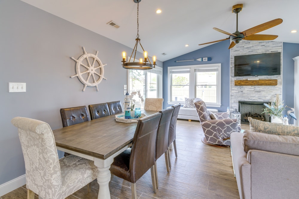 Half-mi to Beach: Cape May Getaway w/ Deck & Yard!