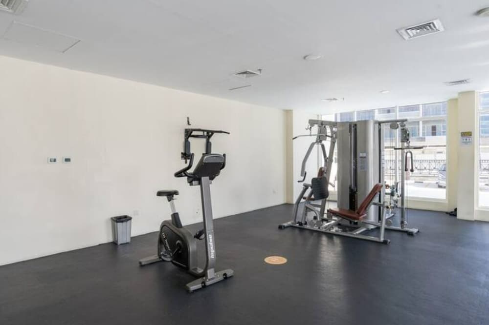 Calm Studio Apartment Right by the Golf Courses in Sports City