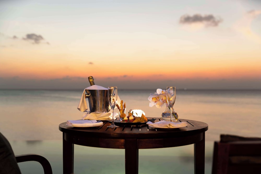 Anantara Dhigu Maldives Resort