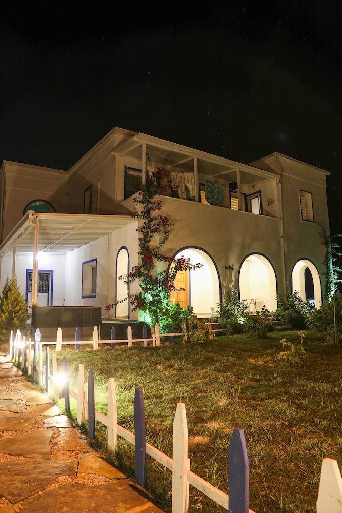 Yalıyanı Pansiyon - Image 59