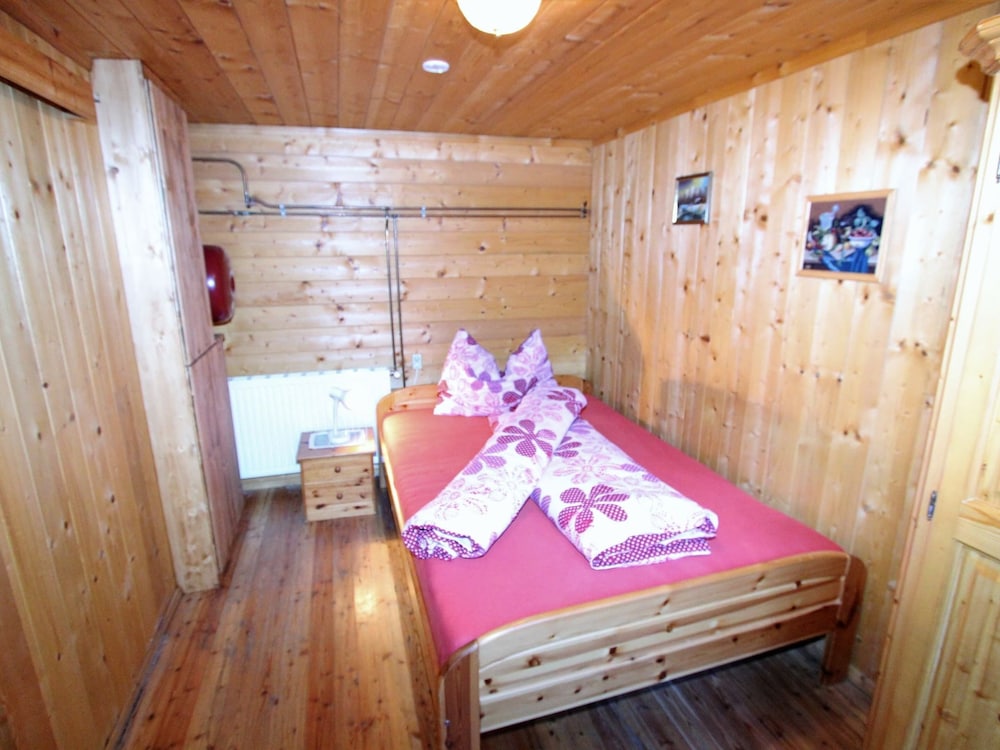 Spacious Chalet with Sauna near Ski Area in Wolfsberg view 3