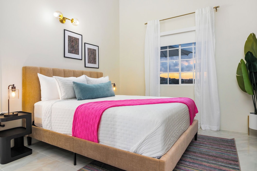 Sunset at ArecaHomes~ Beach Access~ Pool & Water Park view 5