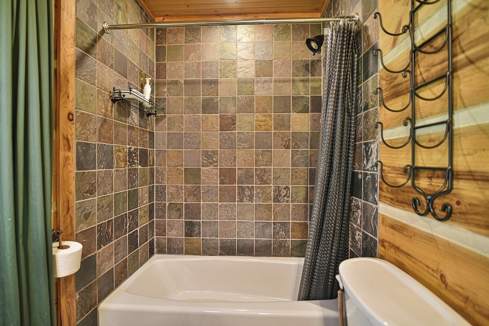 Bair Necessities relaxing Cabin
