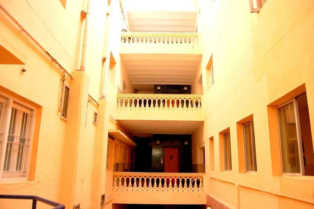 Hotel Meera