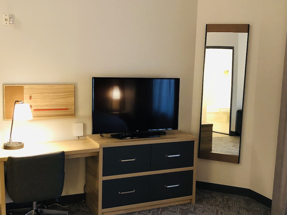 Candlewood Suites Mount Pleasant by IHG view 5