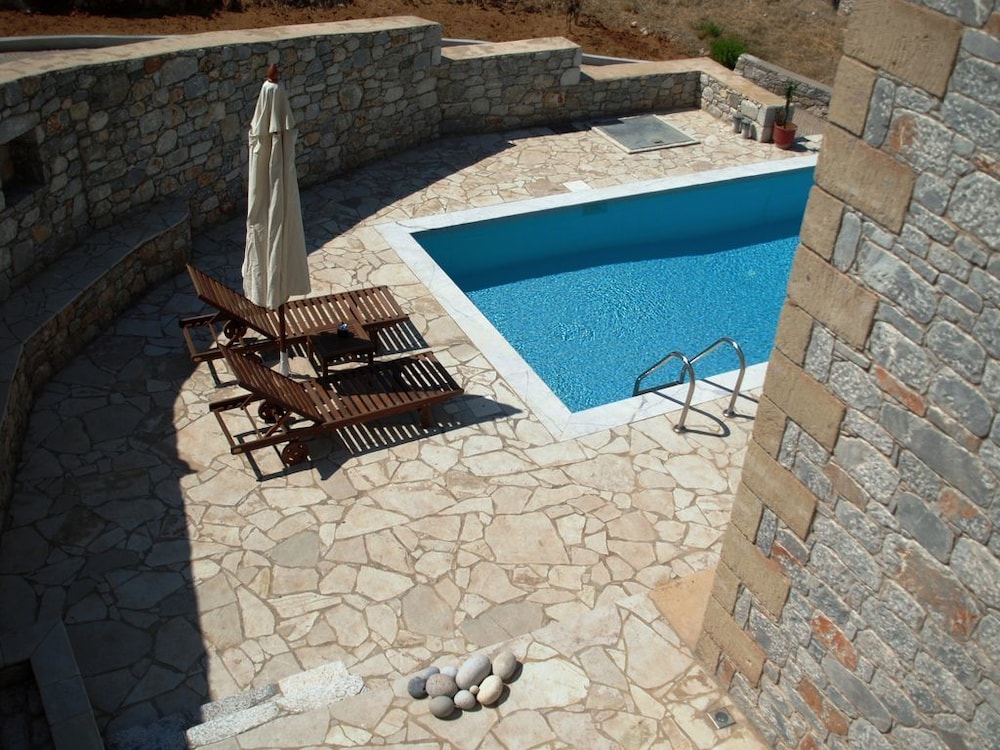 Rathimata villas