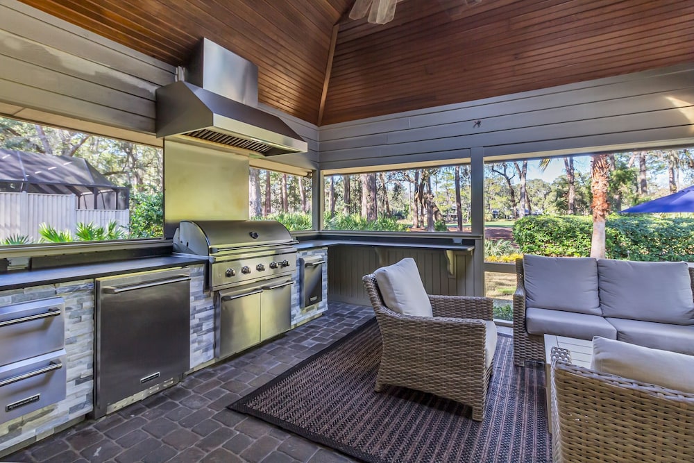 5 Battery Road at The Sea Pines Resort
